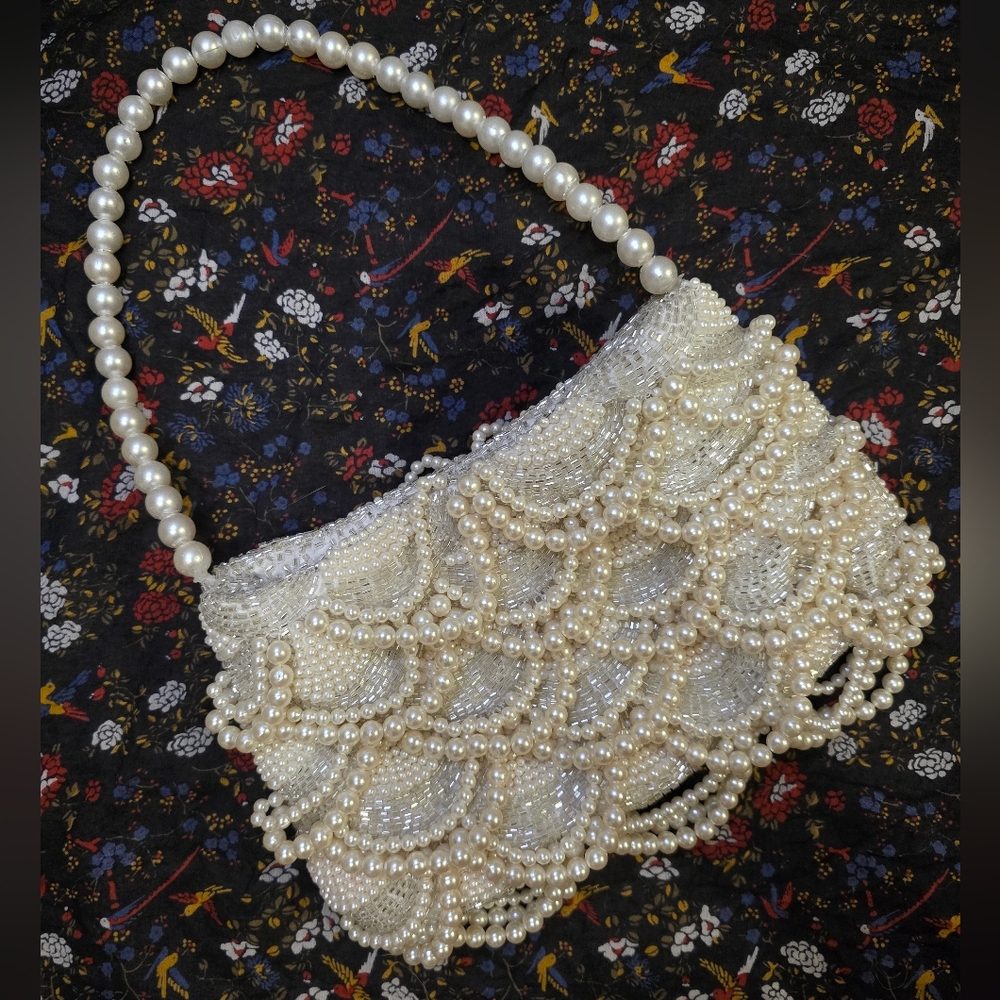 Elegant Pearl-Embellished White Handbag